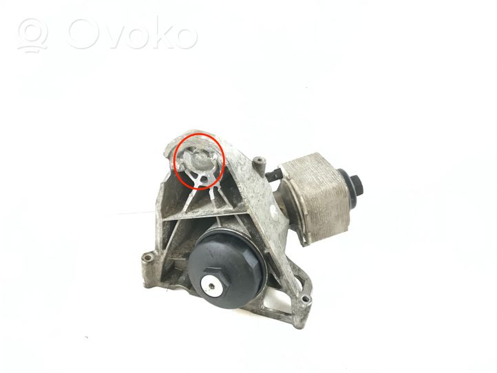 Volkswagen Touareg II Support de filtre à huile 022199354L