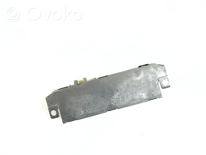 Audi A4 S4 B8 8K Antenna autoradio 8K5035225AA