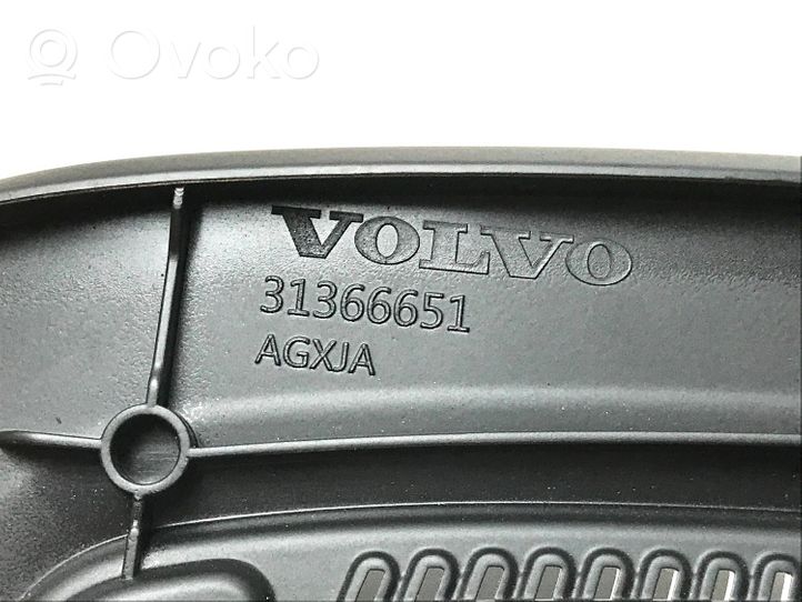 Volvo S90, V90 Отделка приборного щитка 39838829