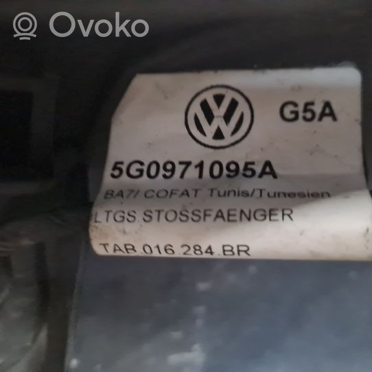 Volkswagen Golf VII Zderzak przedni 5G0805915