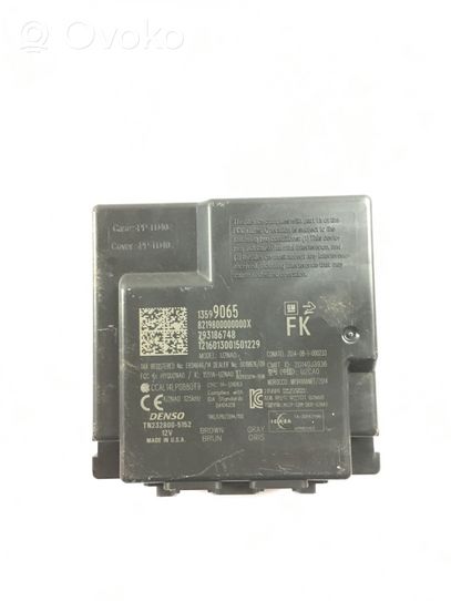 Chevrolet Malibu Keyless (KESSY) go control unit/module 13599065