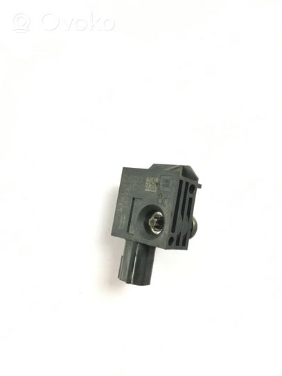 Opel Astra J Airbag deployment crash/impact sensor 13502577