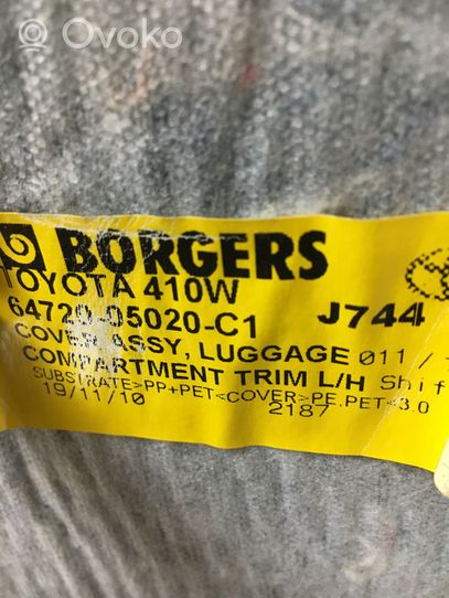 Toyota Avensis T270 Rivestimento pannello inferiore del bagagliaio/baule 6472005020