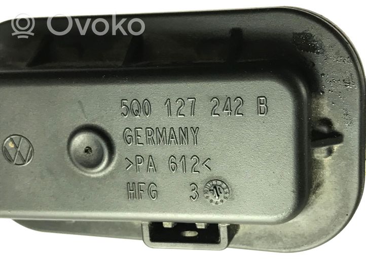 Skoda Octavia Mk3 (5E) Polttoaineputken letku 04L201360G