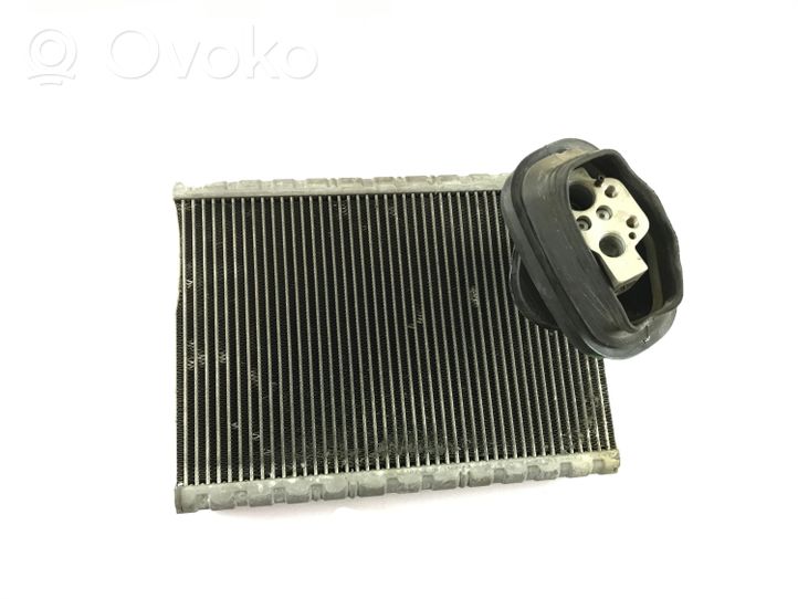 Audi A4 S4 B8 8K Radiateur de chauffage H1392007