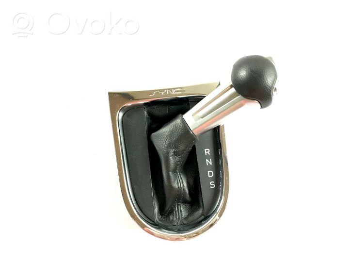 Ford Mustang VI Gear lever shifter trim leather/knob FR3P7K004