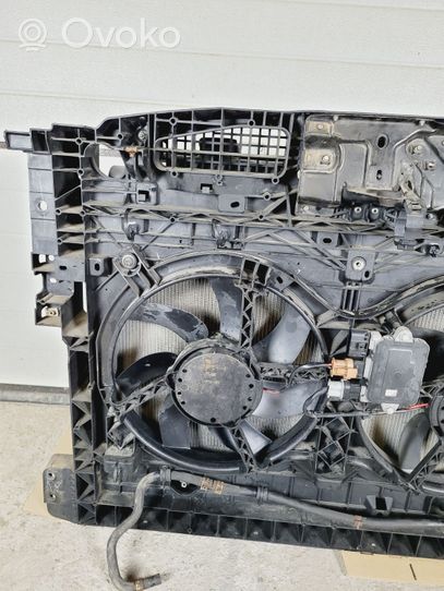 Nissan Pathfinder R52 Set del radiatore 214603JA0A