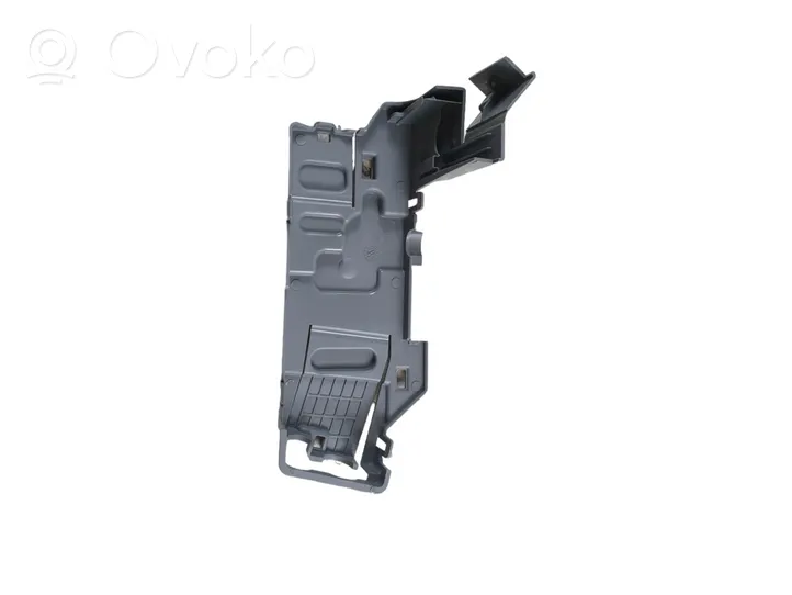 Volvo XC60 Fuse box cover 32264790