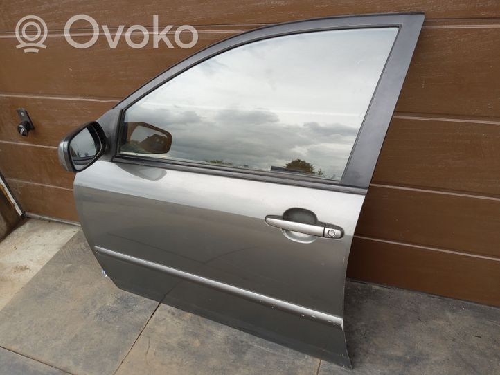 Toyota Corolla E110 Priekinės durys 