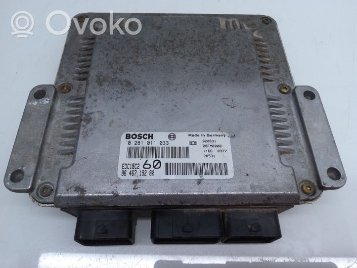 Citroen C8 Variklio valdymo blokas 0281011033