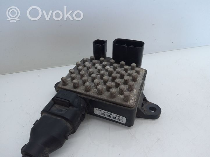 Hyundai Sonata Fan control module 253853K215