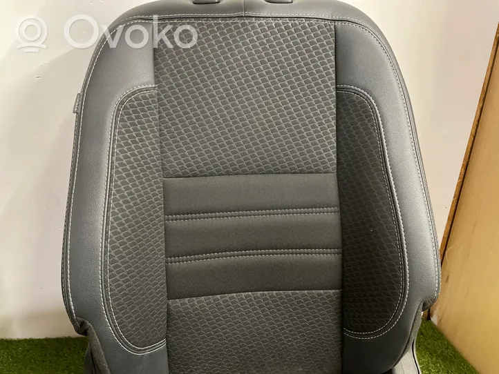 Renault Megane III Asiento delantero del pasajero 