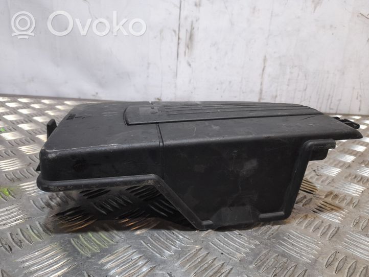 Volkswagen PASSAT B7 USA Battery box tray cover/lid 3C0915443A