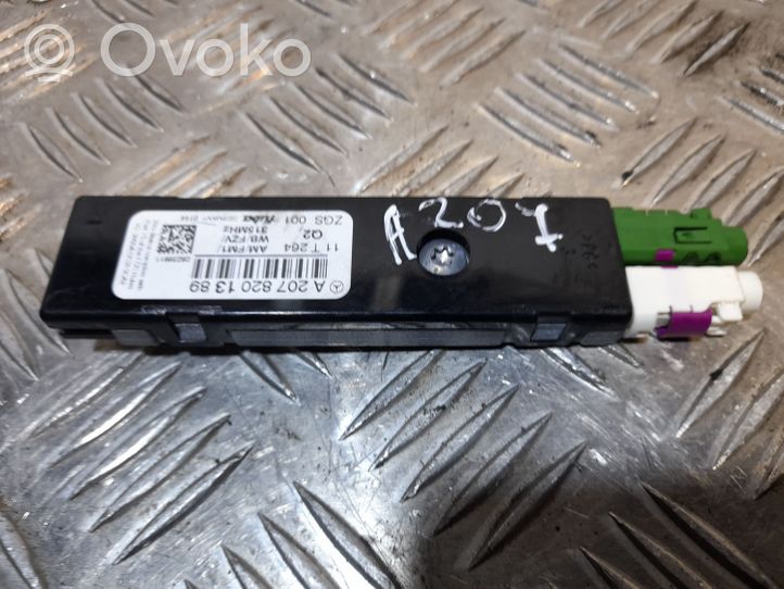 Mercedes-Benz E A207 Radion antenni A2078201389