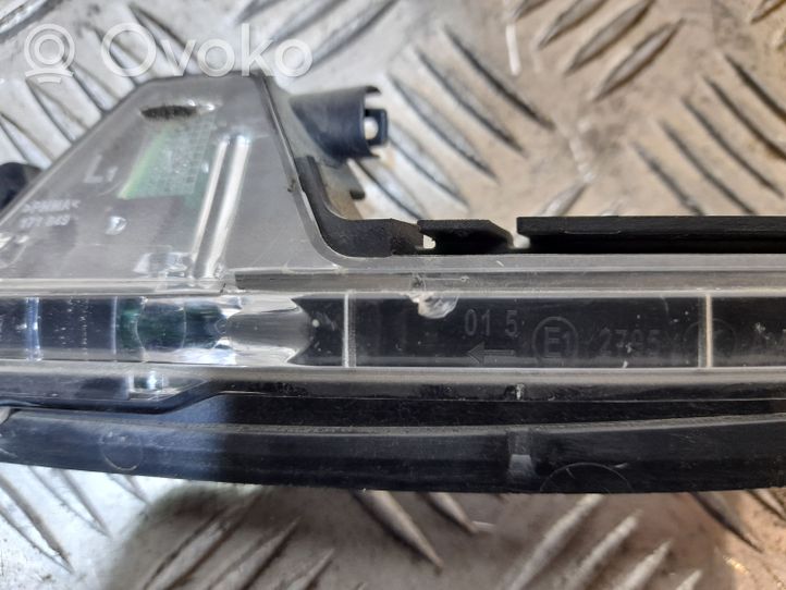 Audi A8 S8 D4 4H Mirror indicator light 4H0949101