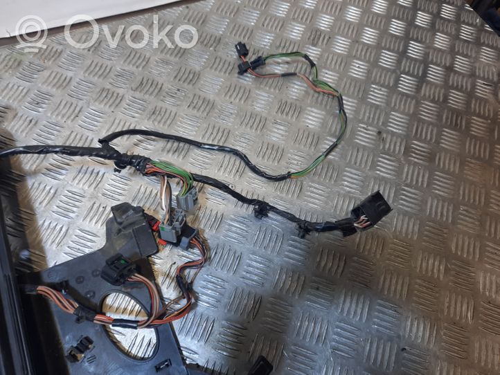 Volkswagen Routan Liukuoven sähkökäyttöinen ikkunannostin 9R544968