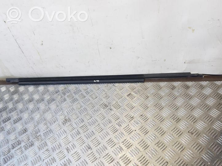 Audi Q5 SQ5 Apdaila priekinių durų (moldingas) 8R0853283F