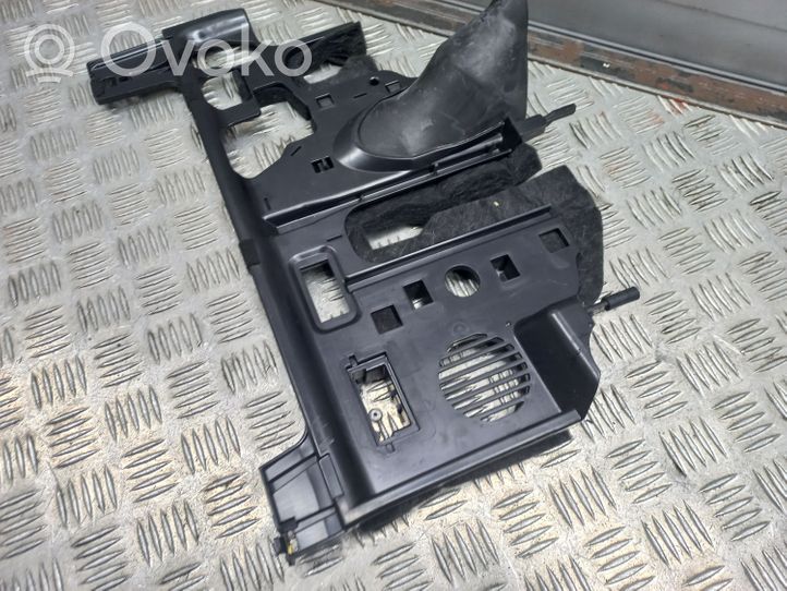 Audi A5 Garniture panneau inférieur de tableau de bord 8W1863083E