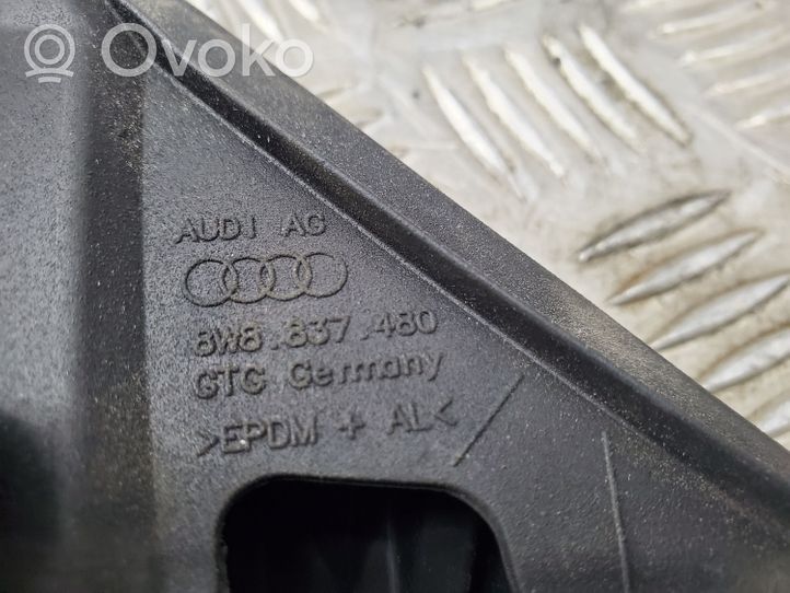 Audi A5 Listwa / Uszczelka szyby drzwi przednich 8W8837480