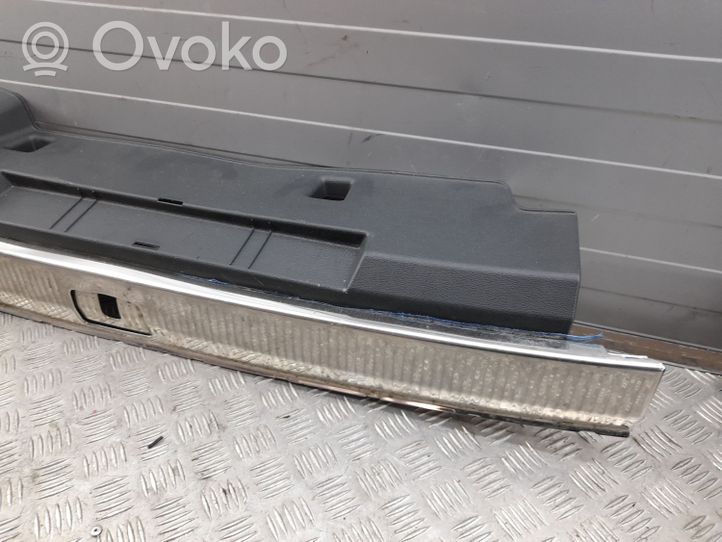 Audi Q7 4M Rivestimento di protezione sottoporta del bagagliaio/baule 4M0864483