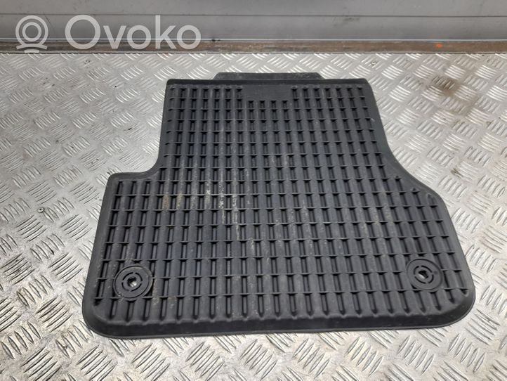 Audi A6 S6 C7 4G Tapis de sol arrière 4G0061511