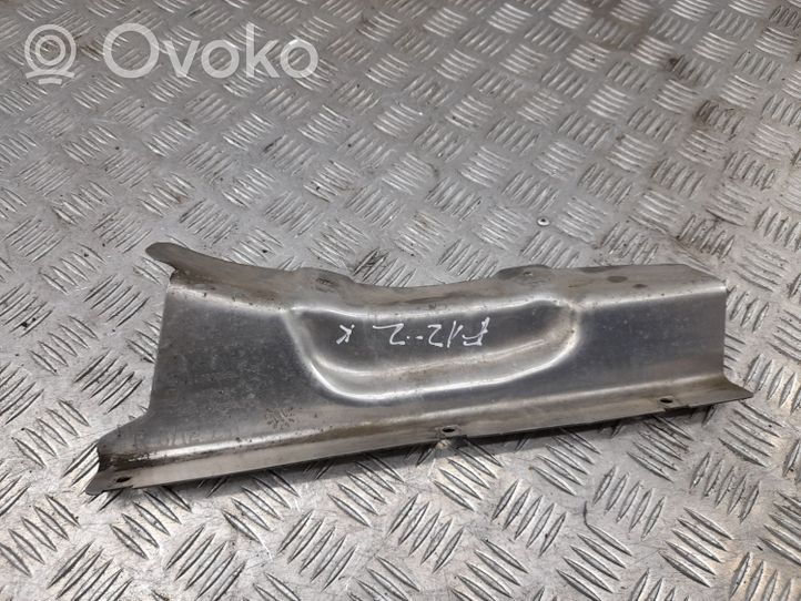 BMW 6 F12 F13 Osłona termiczna rury wydechowej 7202854