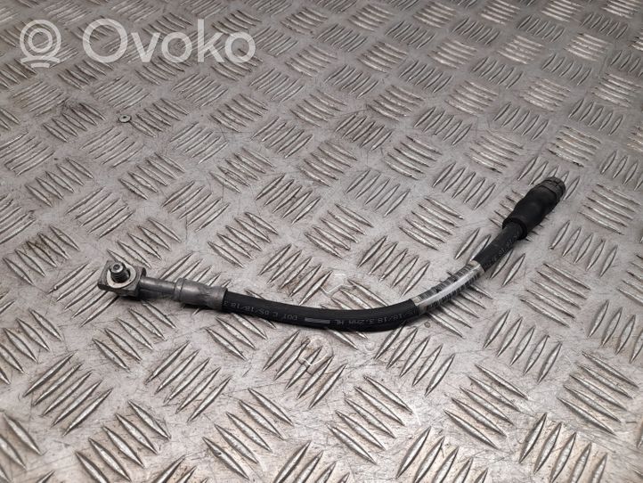 Audi Q7 4M Brake line pipe/hose 4M0611775B