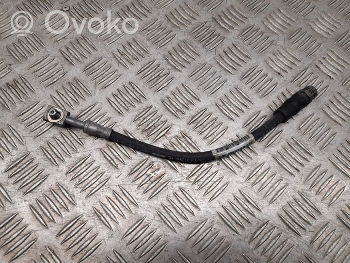 Audi Q7 4M Brake line pipe/hose 4M0611775B