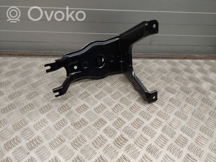 Audi A4 S4 B9 Supporto di montaggio ruota di scorta 2W0802715