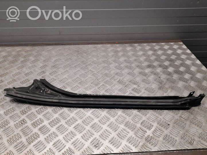 Audi A5 Rubber seal front coupe door window 8W7831721B