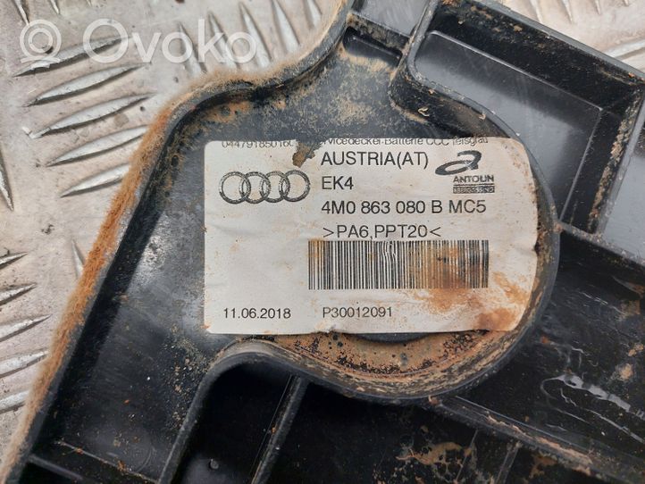 Audi Q7 4M Dangtis akumuliatoriaus dėžės 4M0863080B