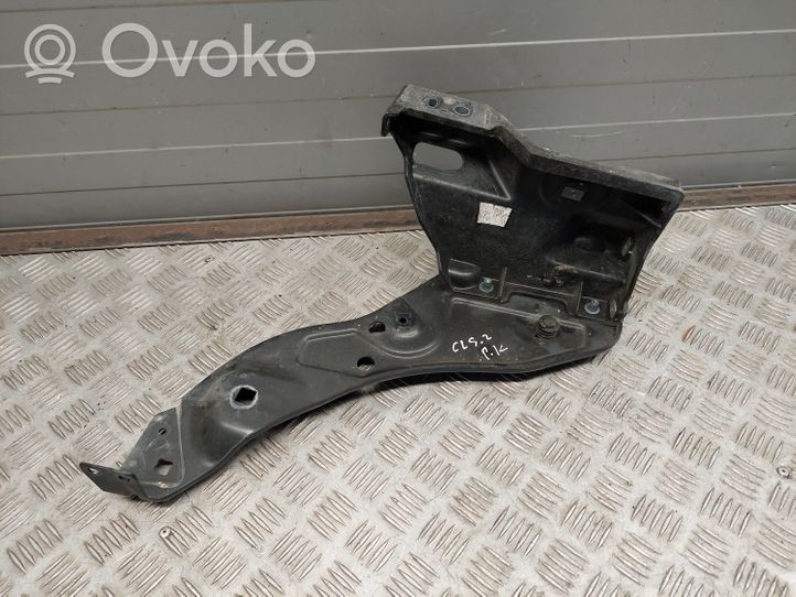 Mercedes-Benz CLS C218 X218 Support phare frontale A2186200191