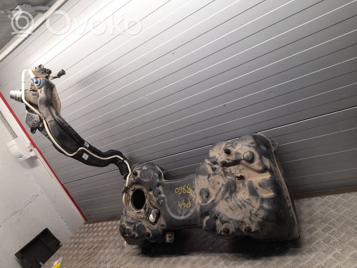 Audi Q3 F3 Fuel tank 5QF201021CT