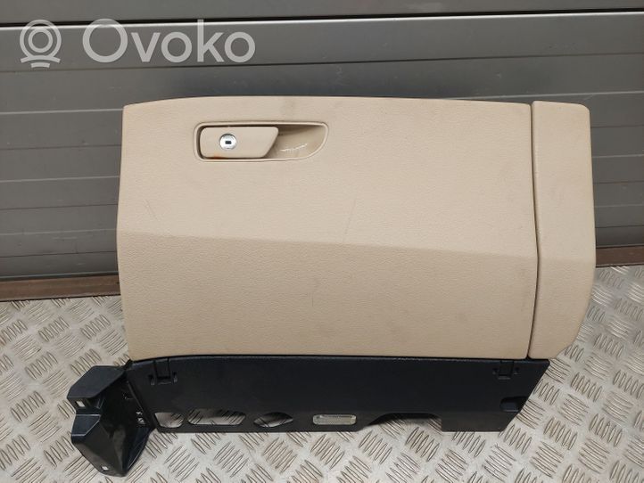 Audi Q7 4M Glove box set 4M1857035R