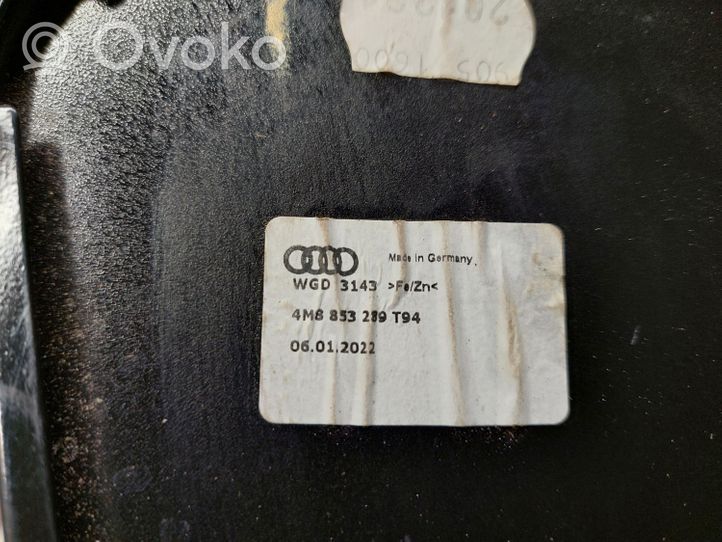 Audi Q8 Priekinių durų stiklo apdaila 4M8853289