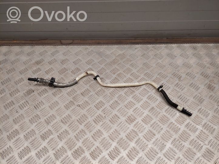 BMW X1 F48 F49 Fuel line/pipe/hose 7323846