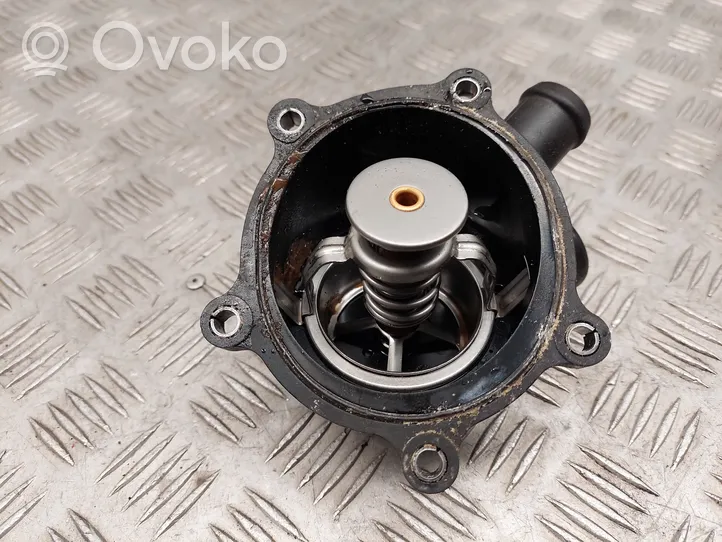 Audi A7 S7 4G Termostat / Obudowa termostatu 079121115AQ