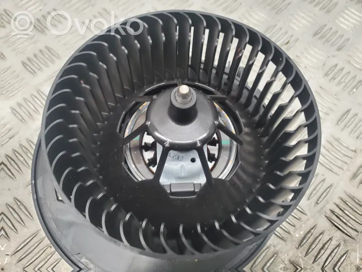 Audi Q3 F3 Soplador/ventilador calefacción 5WB819021A