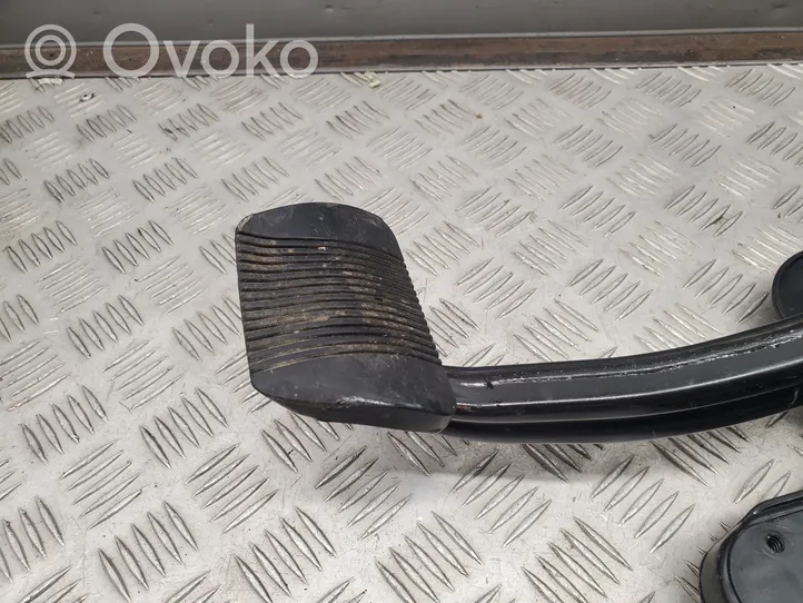 Chrysler Pacifica Brake pedal P04581676AC