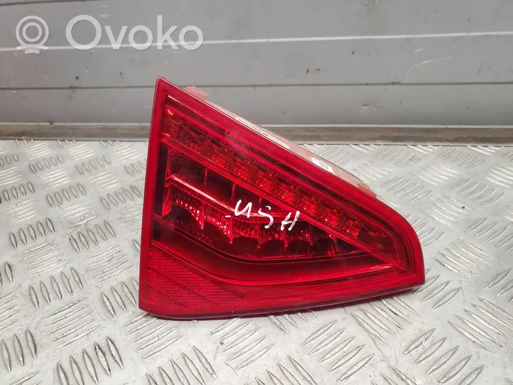 Audi S5 Facelift Lampy tylnej klapy bagażnika 8T0945093D