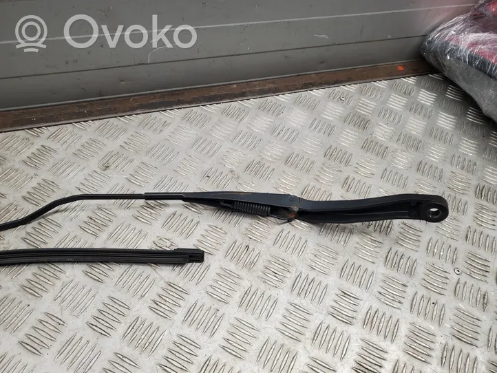 Dodge RAM Front wiper blade arm 55277449AC