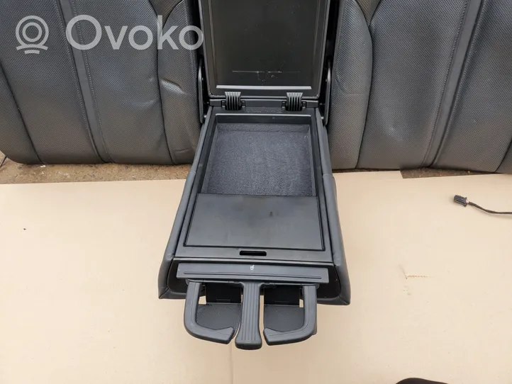 Audi A6 S6 C7 4G Salona daļu komplekts 4G1867021