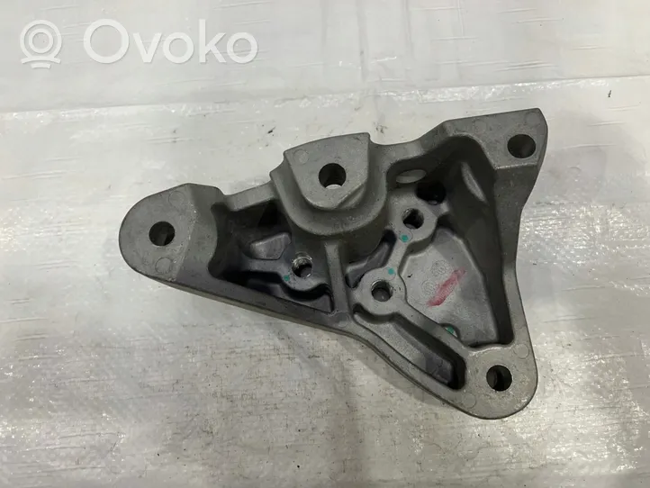 Jeep Cherokee Supporto di montaggio scatola del cambio 68141735AC