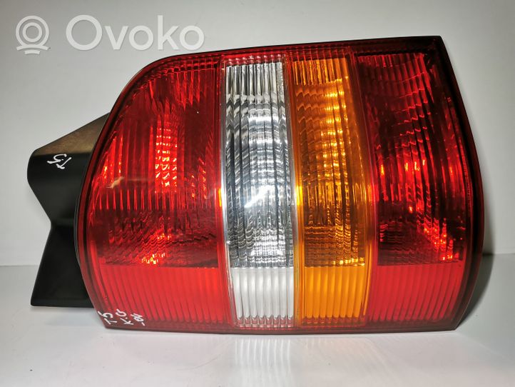 Volkswagen Transporter - Caravelle T5 Luci posteriori 7H0945257A