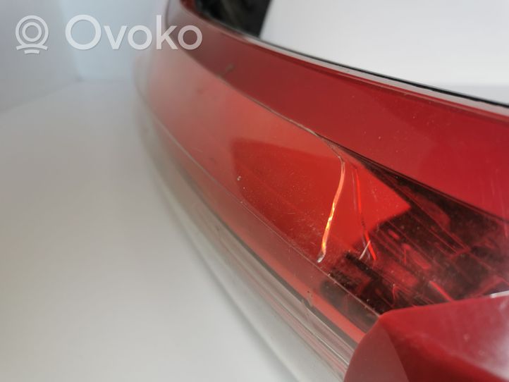 Citroen C4 I Picasso Rear/tail lights PSA00946601