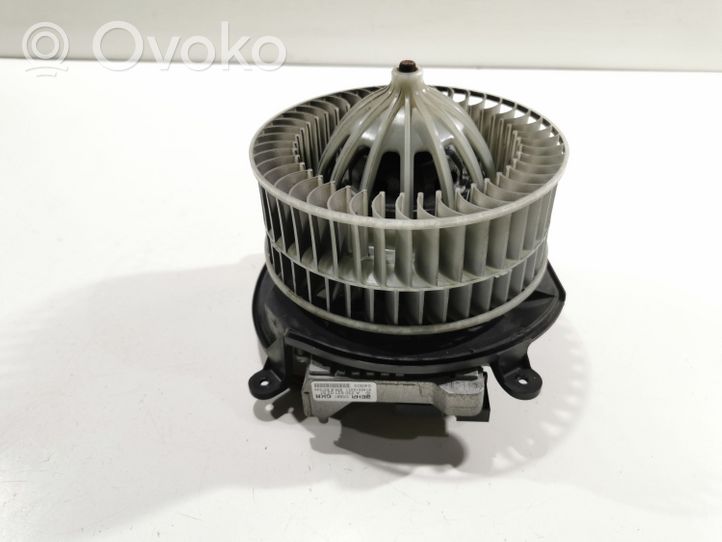 Mercedes-Benz CLS C219 Heater fan/blower A2308210251