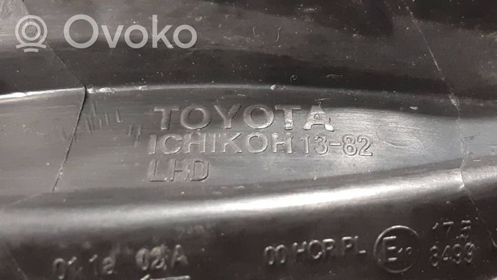 Toyota Corolla E120 E130 Lampa przednia 
