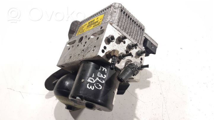 Mercedes-Benz E W211 ABS Pump 0265960046