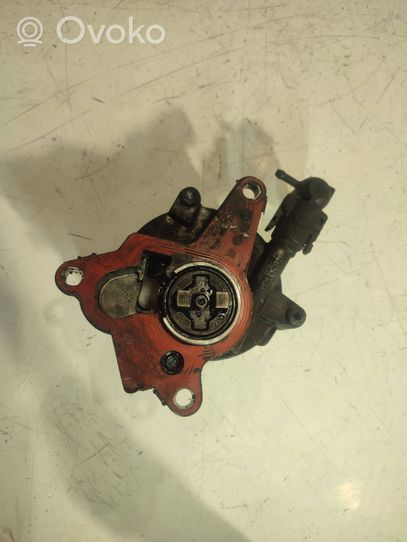 Renault Trafic II (X83) Vacuum pump 8200520476