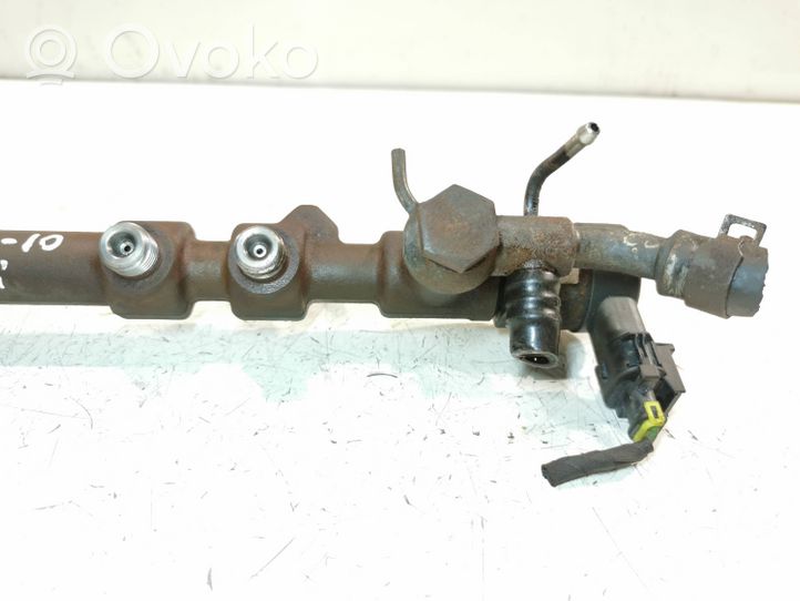 Hyundai ix35 Kraftstoffverteiler Einspritzleiste Verteilerrohr 0445214211